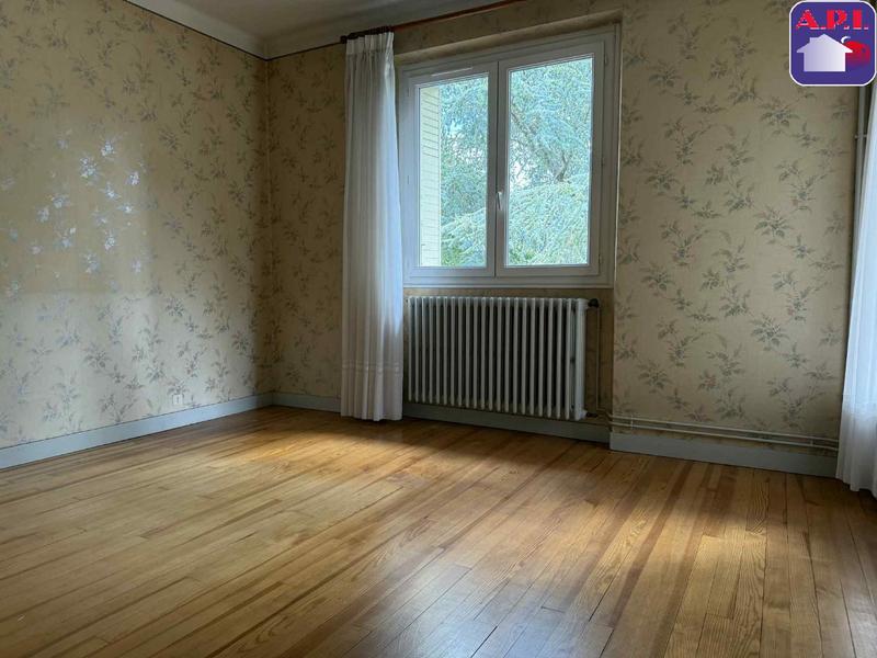 Maison - 151 m² - 7 pièces