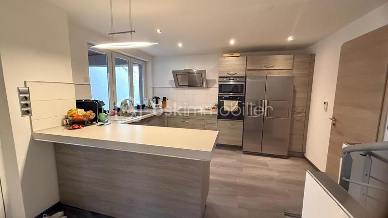 Maison - 131 m² - 7 pièces