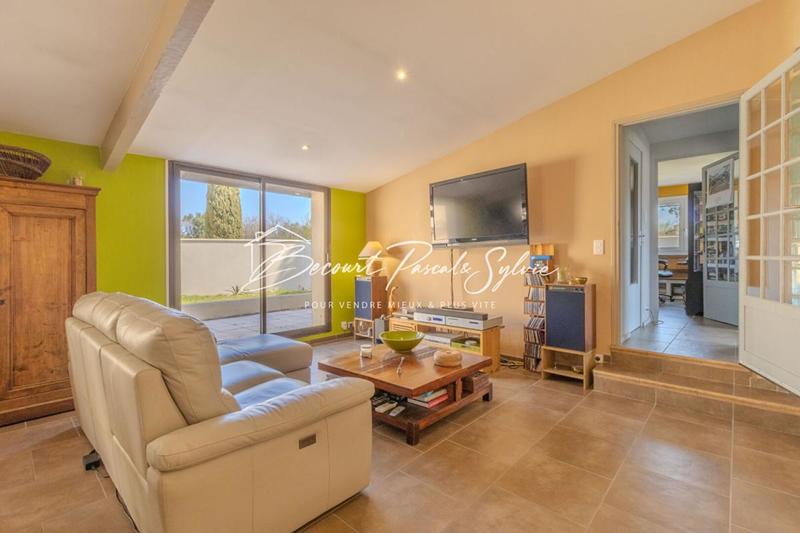 Villa - 210 m² - 6 pièces