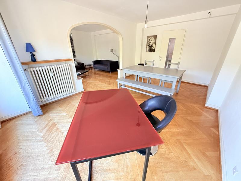 Appartement - 81 m² - 3 pièces