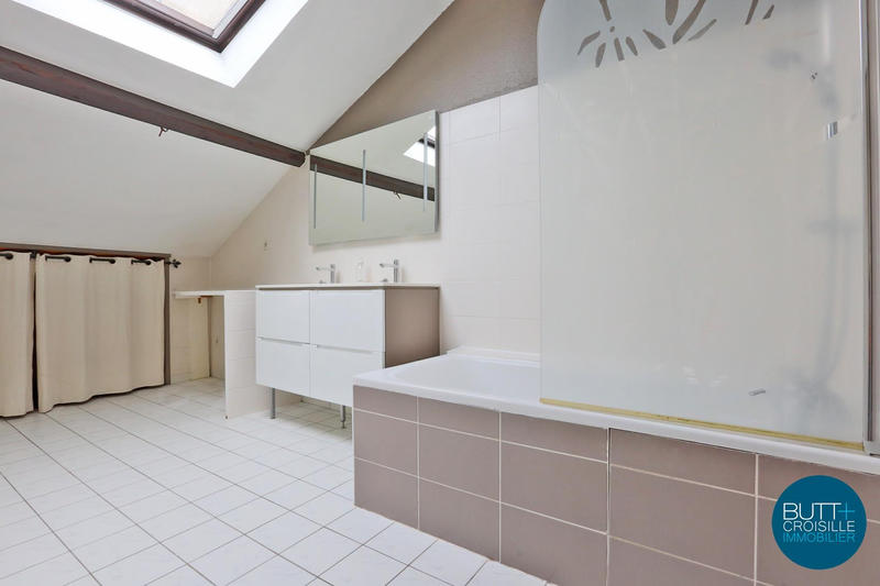 Duplex - 79 m² - 5 pièces