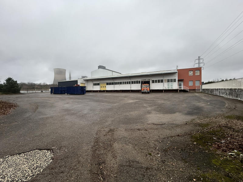 Local commercial - 2 248 m²