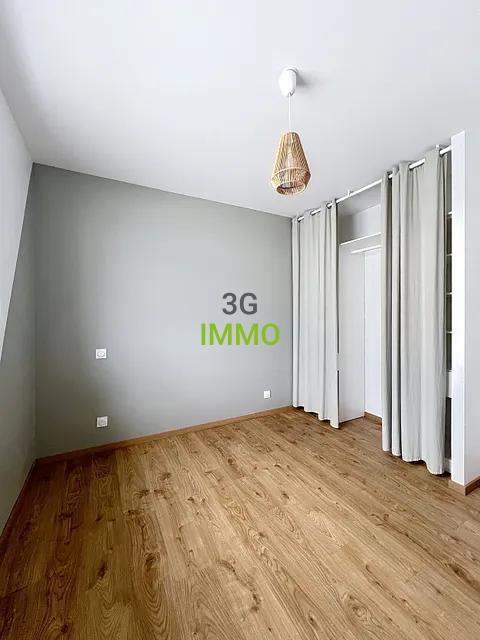 Maison - 121 m² - 6 pièces