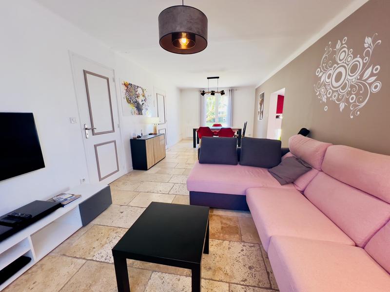 Maison - 104 m² - 5 pièces