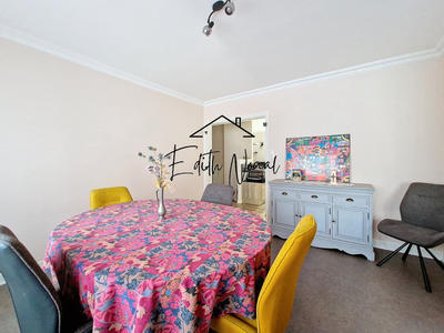 Appartement - 90 m² - 5 pièces