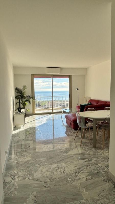 Appartement - 80 m² - 2 pièces