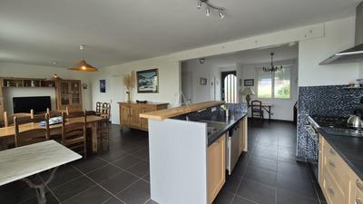 Maison - 88 m² - 6 pièces