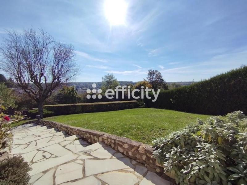 Maison - 145 m² - 6 pièces