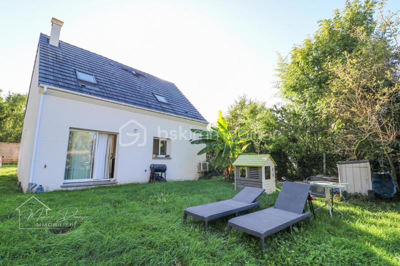 Maison - 104 m² - 5 pièces