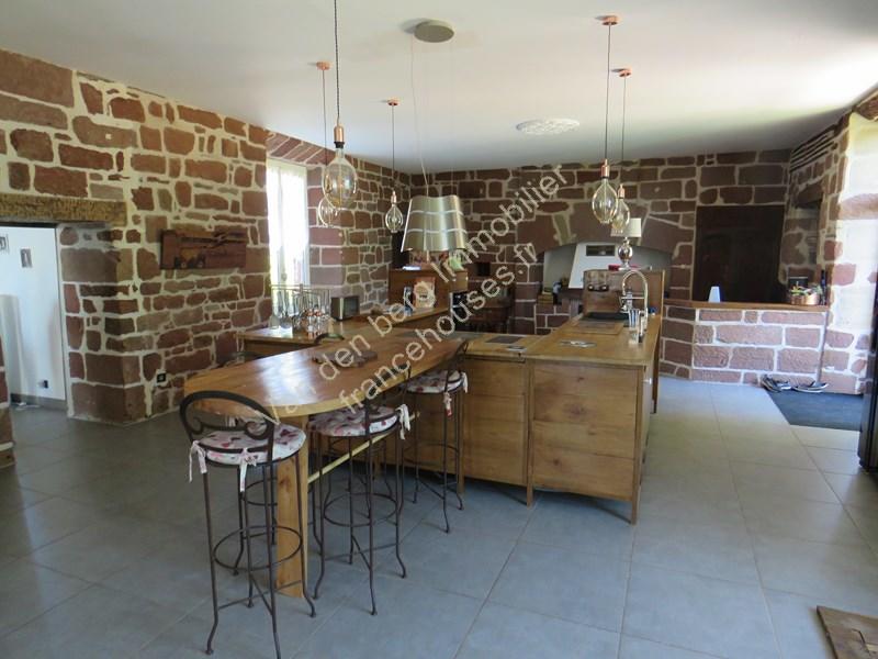 Maison - 485 m² - 7 pièces