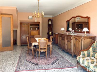 Maison - 177 m² - 7 pièces