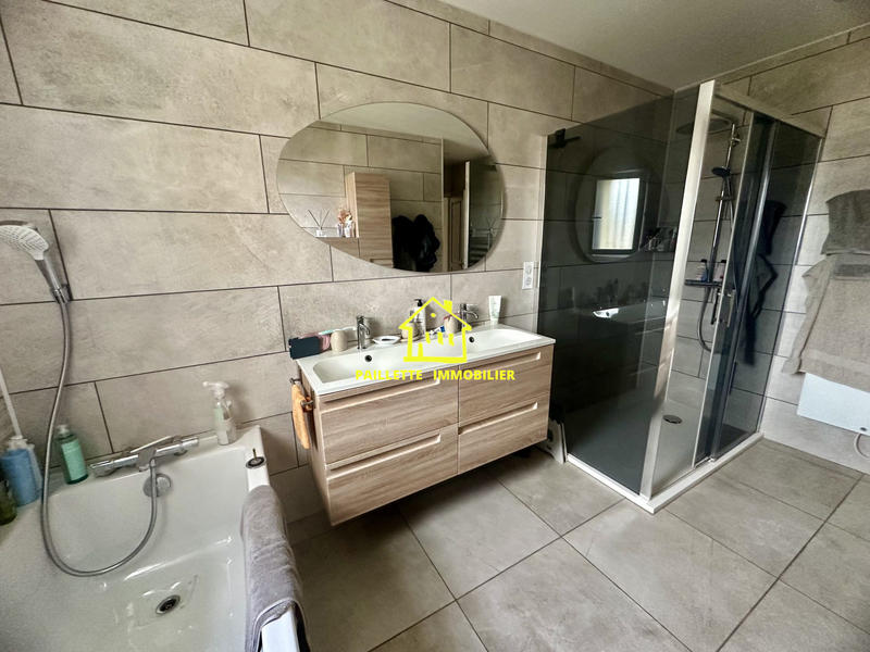 Maison ancienne - 170 m² - 6 pièces