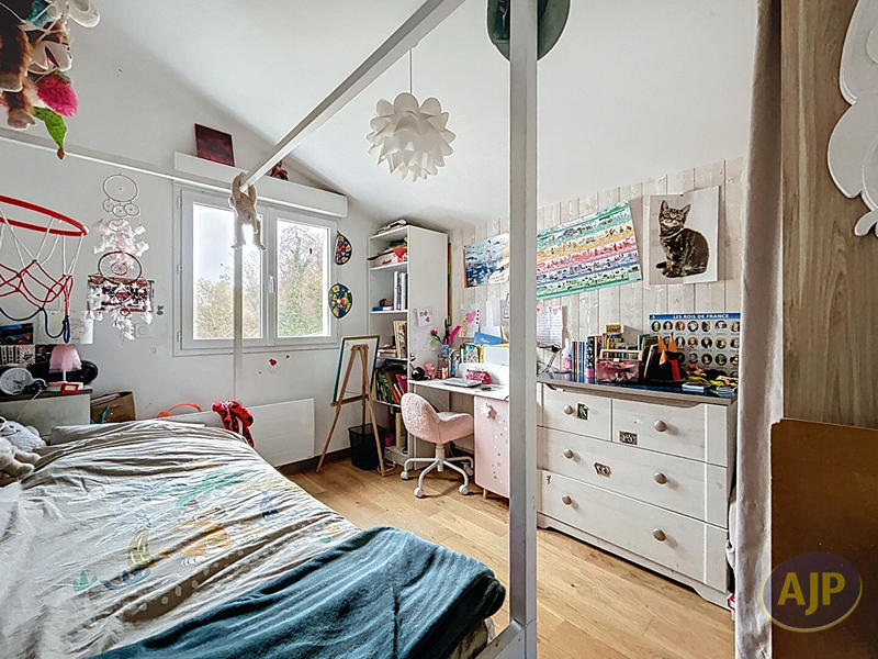 Maison - 151 m² - 6 pièces