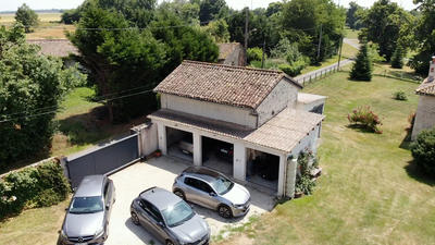 Maison - 227 m² - 5 pièces