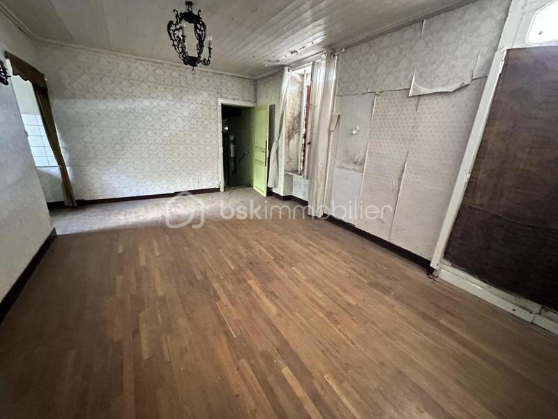 Maison - 92 m² - 5 pièces