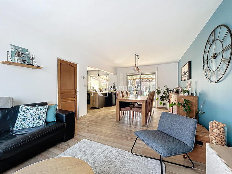 Maison - 92 m² - 5 pièces