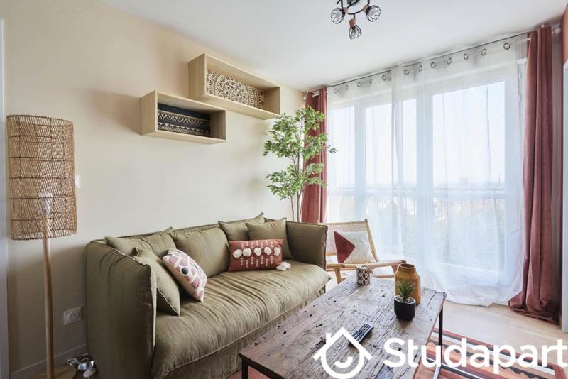 Chambre - 12 m² - 1 pièce