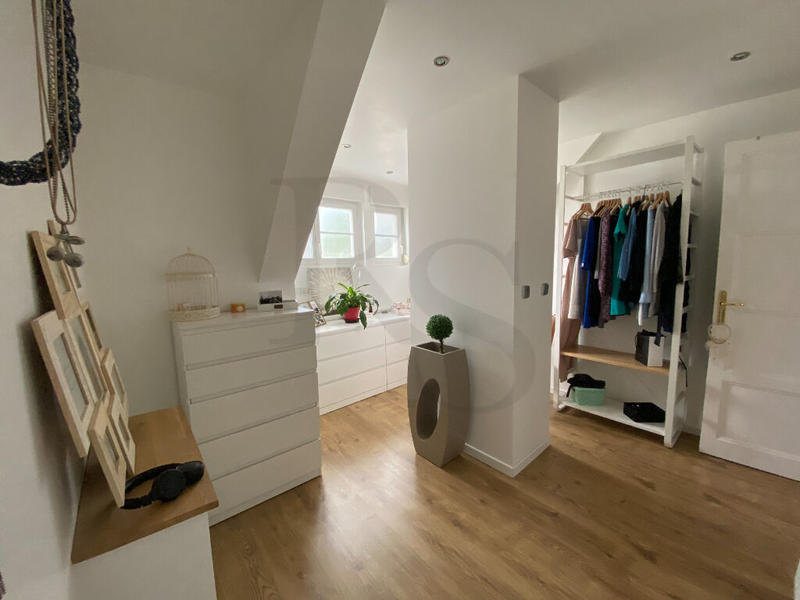 Appartement - 87 m² - 3 pièces