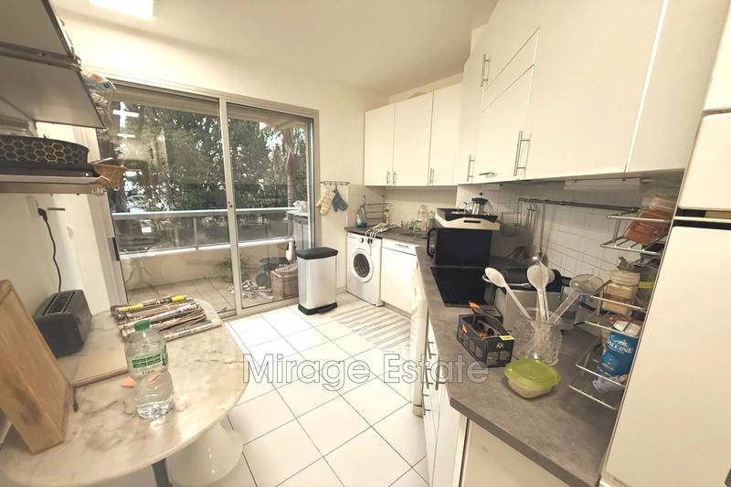 Appartement - 99 m² - 3 pièces