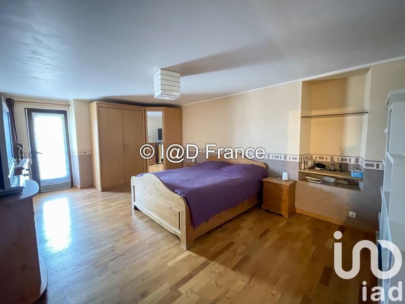 Maison - 165 m² - 8 pièces