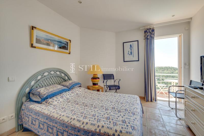 Villa - 280 m² - 7 pièces