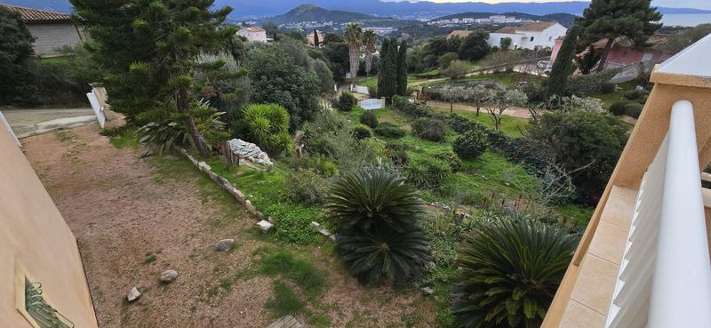 Villa - 140 m² - 4 pièces