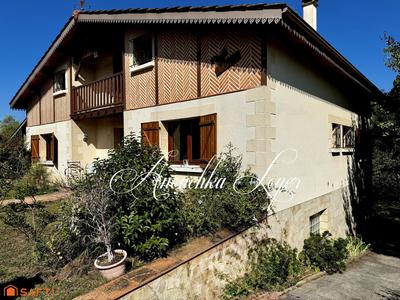 Villa - 175 m² - 6 pièces