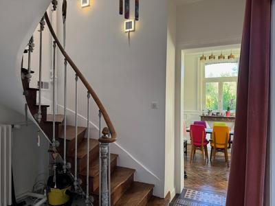 Maison - 195 m² - 9 pièces