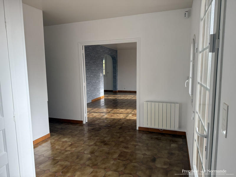 Maison traditionnelle - 200 m² - 7 pièces