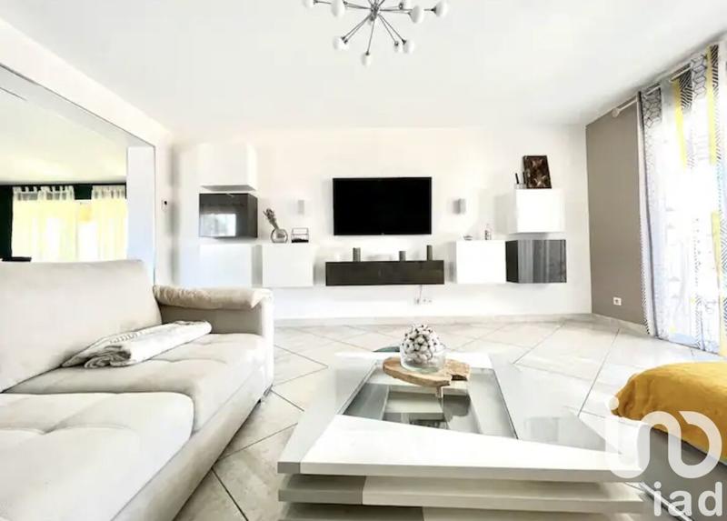 Maison - 170 m² - 6 pièces