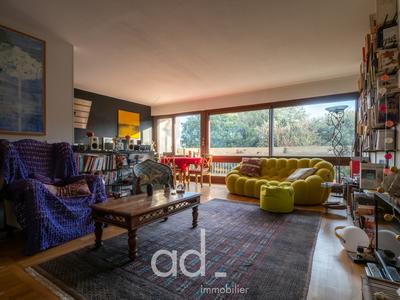 Appartement - 88 m² - 5 pièces