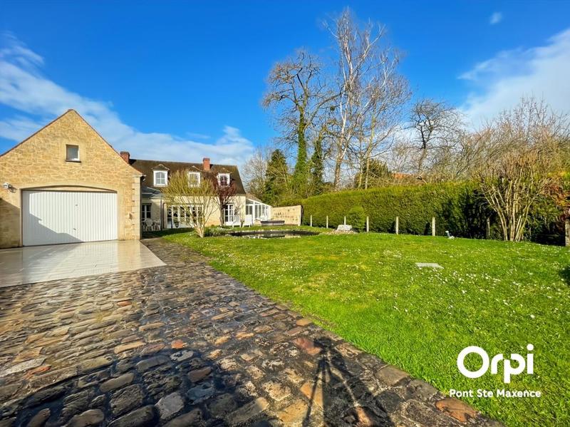 Maison - 155 m² - 5 pièces