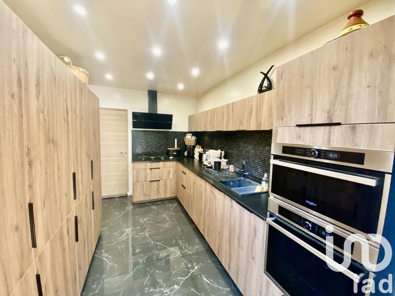 Maison - 130 m² - 6 pièces