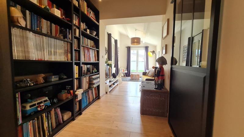 Maison - 230 m² - 8 pièces