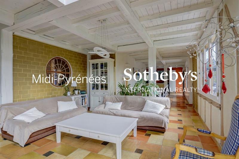 Maison - 186 m² - 7 pièces