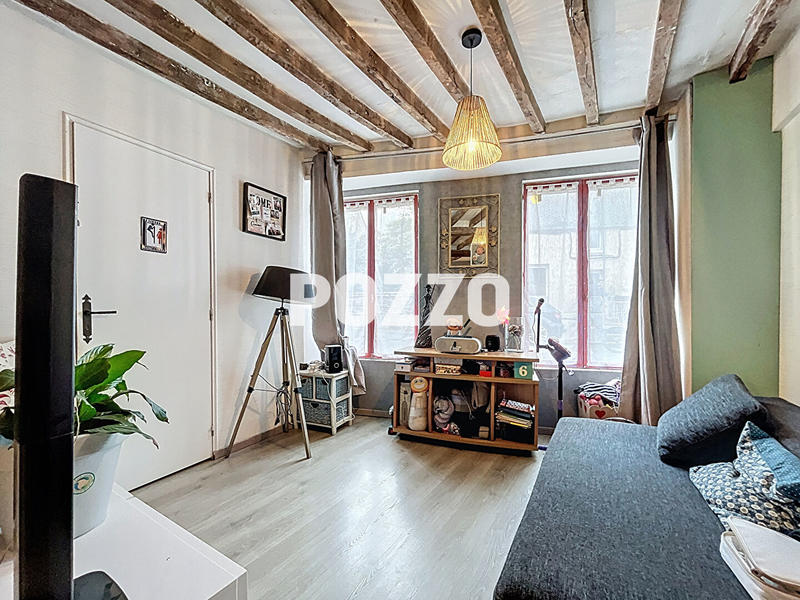 Maison - 180 m² - 9 pièces
