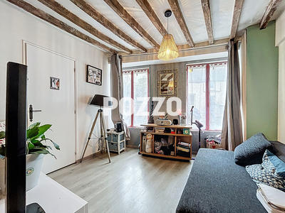 Maison - 180 m² - 9 pièces
