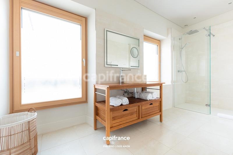 Maison bourgeoise - 575 m² - 10 pièces