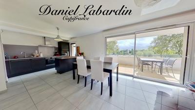 Appartement - 78 m² - 3 pièces