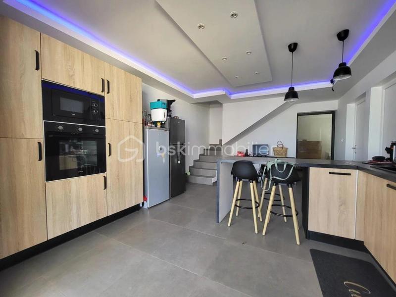 Maison - 100 m² - 4 pièces