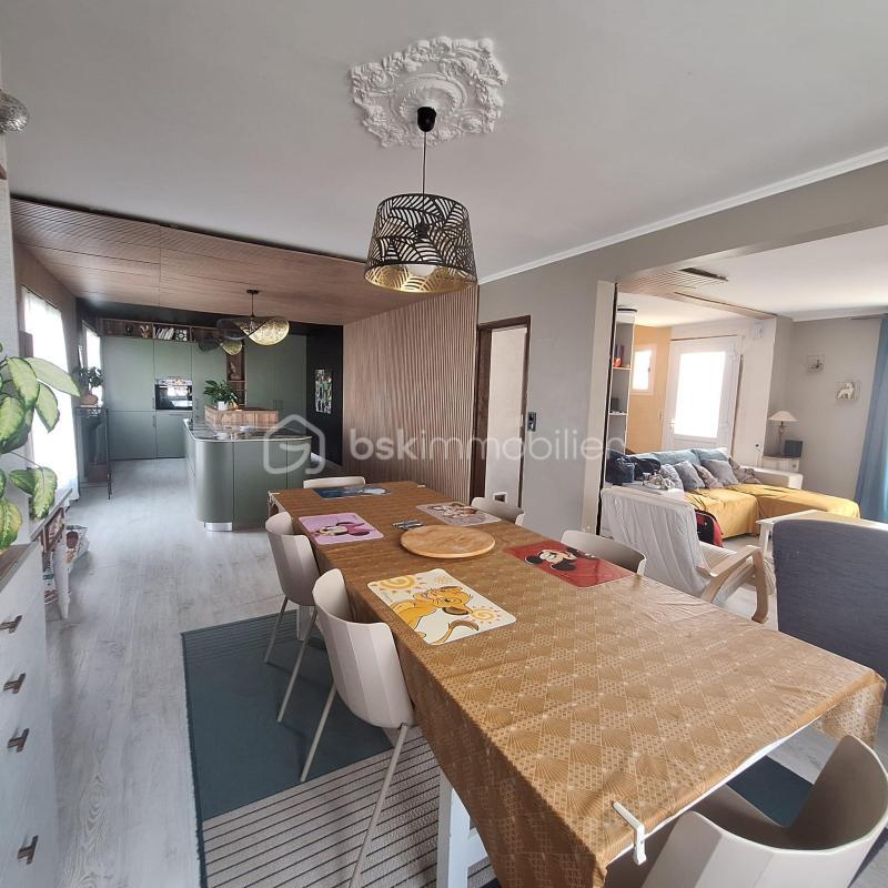 Pavillon - 168 m² - 7 pièces