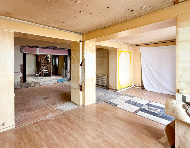 Local commercial - 100 m² - 3 pièces