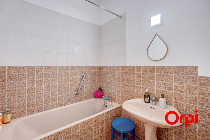 Appartement - 85 m² - 3 pièces