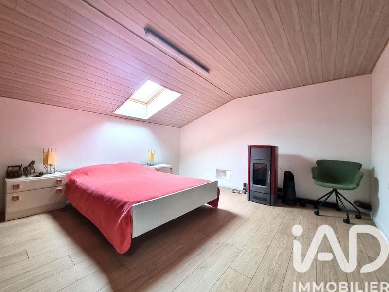 Maison - 330 m² - 9 pièces