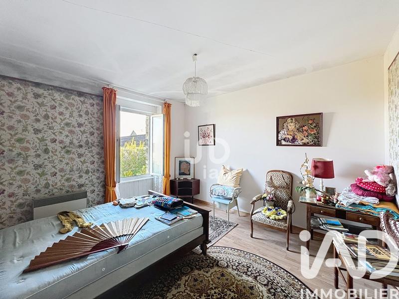 Maison - 133 m² - 8 pièces