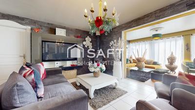 Maison - 272 m² - 14 pièces