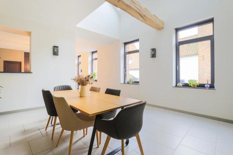 Longère - 210 m² - 7 pièces