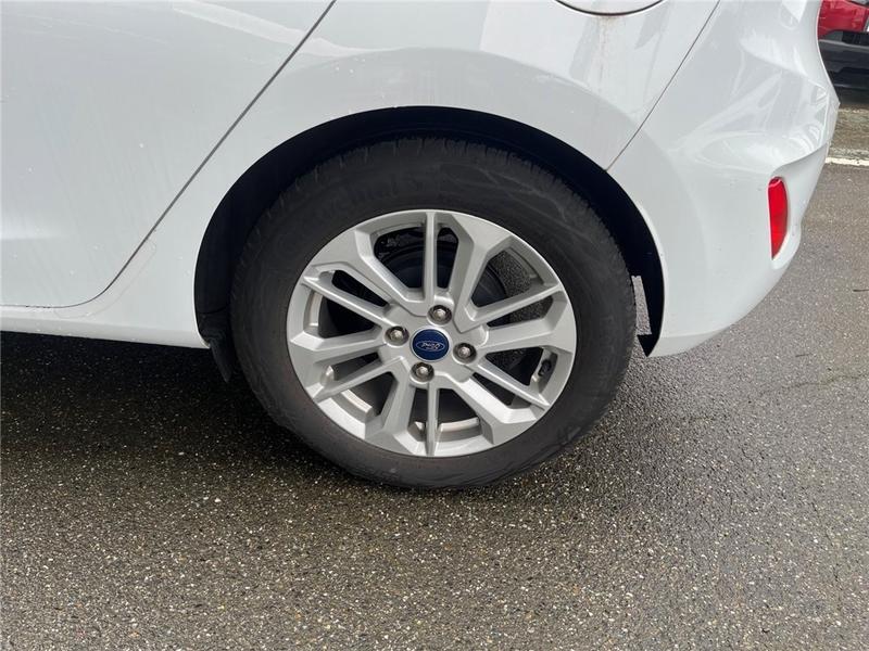 Ford Fiesta VII 1.0 Flexifuel 95 Ch s&amp;S Bvm6 Titanium Business