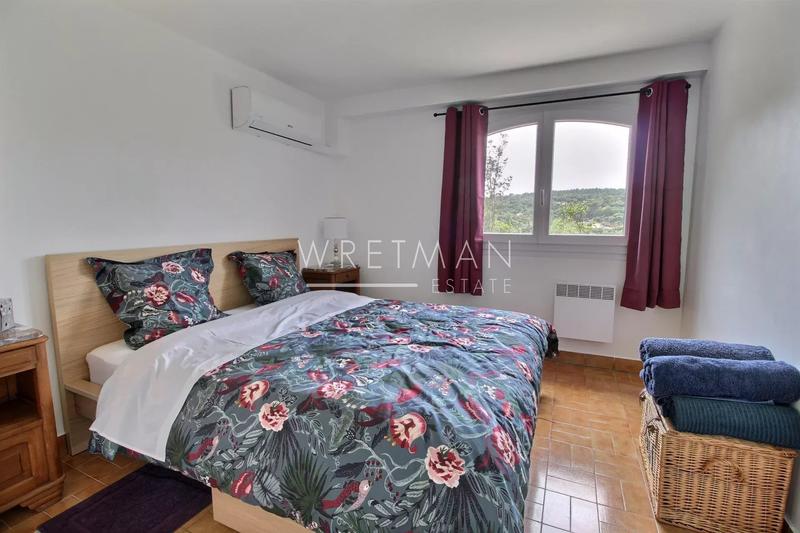 Villa - 190 m² - 7 pièces