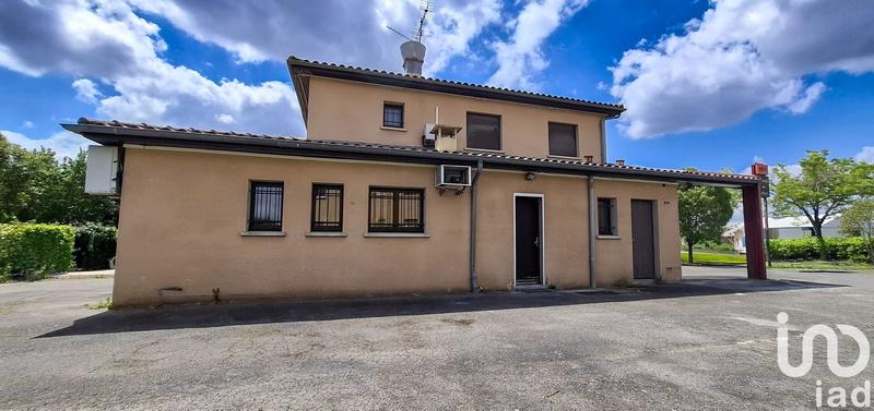 Maison - 236 m² - 8 pièces